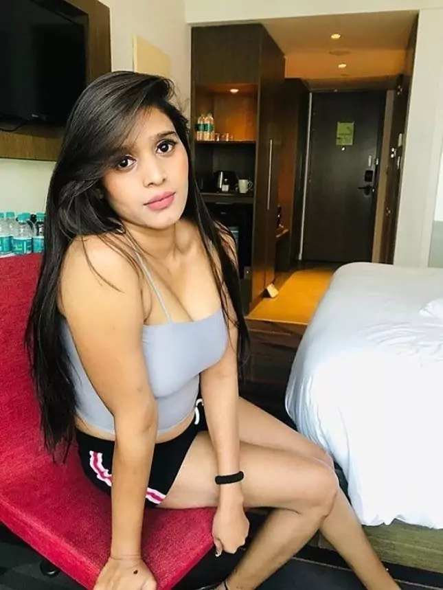 कॉल गर्ल्स सर्विस माओरिंगखनेंग